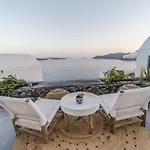 Nostos Daire Oia