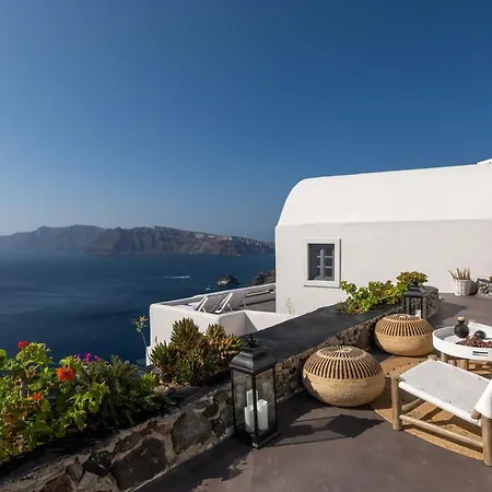 노스토스 아파트먼트 아파트 *