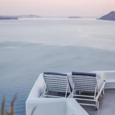 노스토스 아파트먼트 *