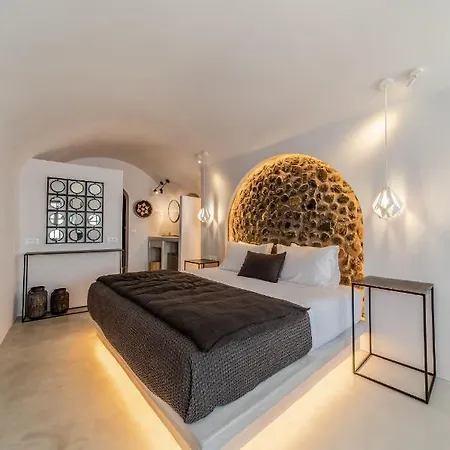 Nostos * Oia (Santorini)